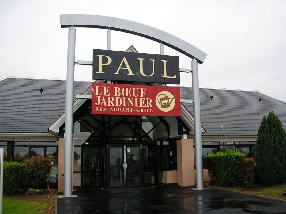 SUPPORT_M_TALLIQUE_POUR_ENSEIGNE-2880w